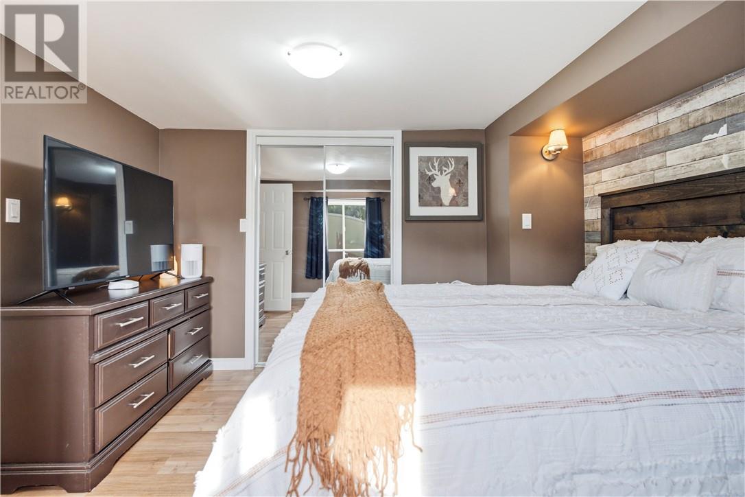 188 Janet Street, Greater Sudbury, Ontario  P3P 1H7 - Photo 12 - 2128916
