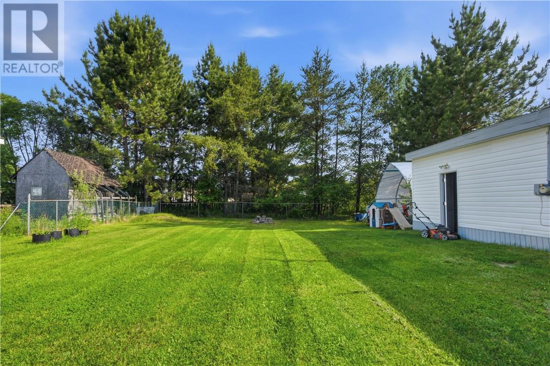 188 Janet Street, Greater Sudbury, Ontario  P3P 1H7 - Photo 16 - 2128916