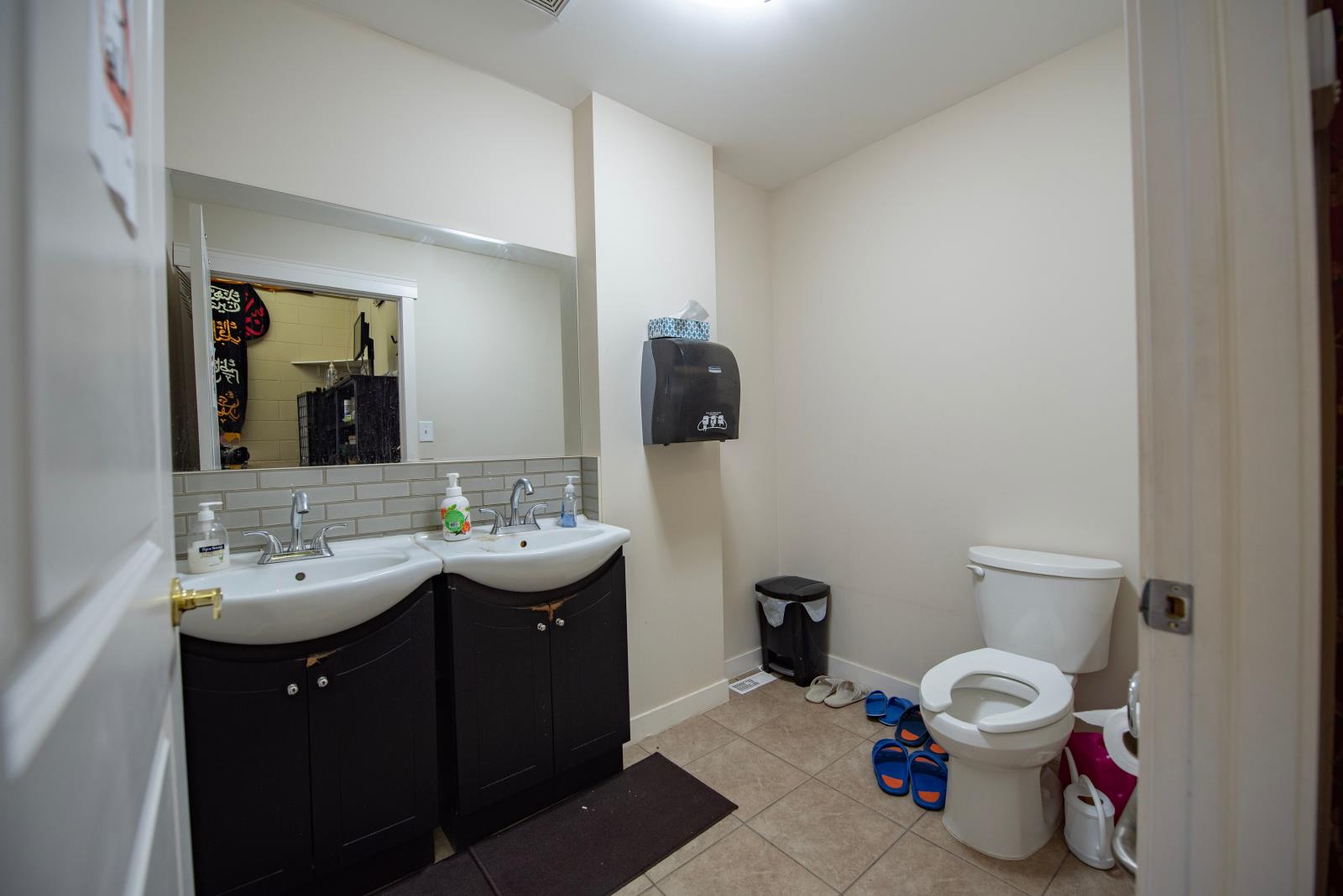 708 Ellice Ave, Winnipeg, Manitoba  R3G 0B1 - Photo 6 - 6a3d9d8c7686d4237ffae048