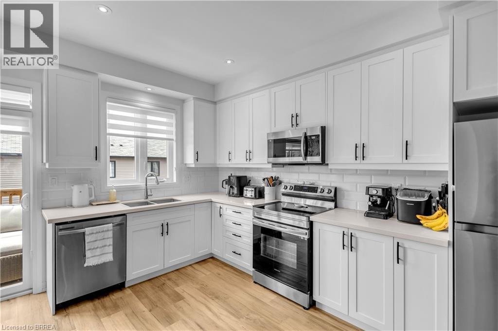 461 Blackburn Drive Unit# 86, Brantford, Ontario  N3T 0W9 - Photo 7 - 40838332