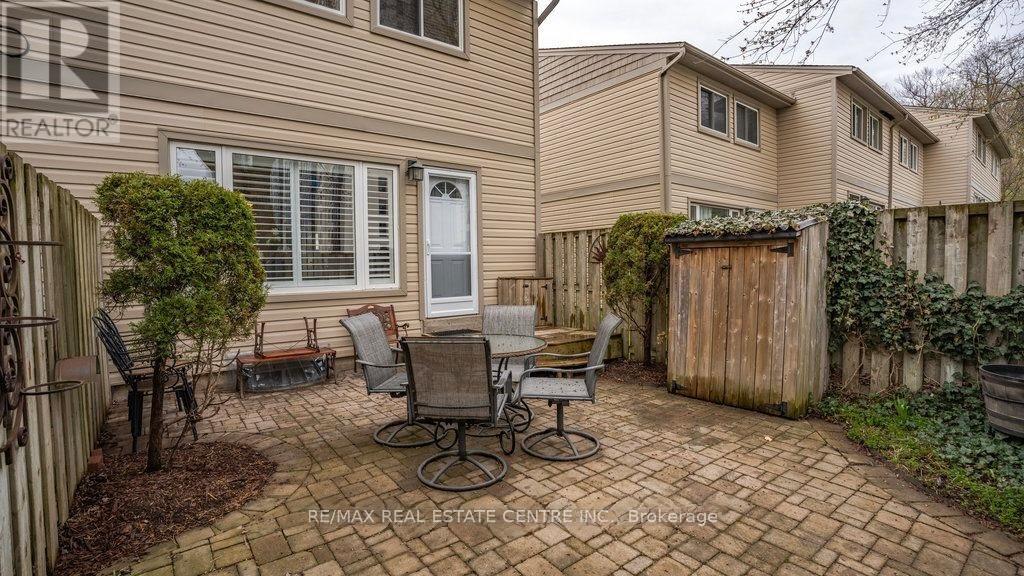 29 - 15 Green Valley Drive, Kitchener, Ontario  N2P 1K7 - Photo 20 - X13504892