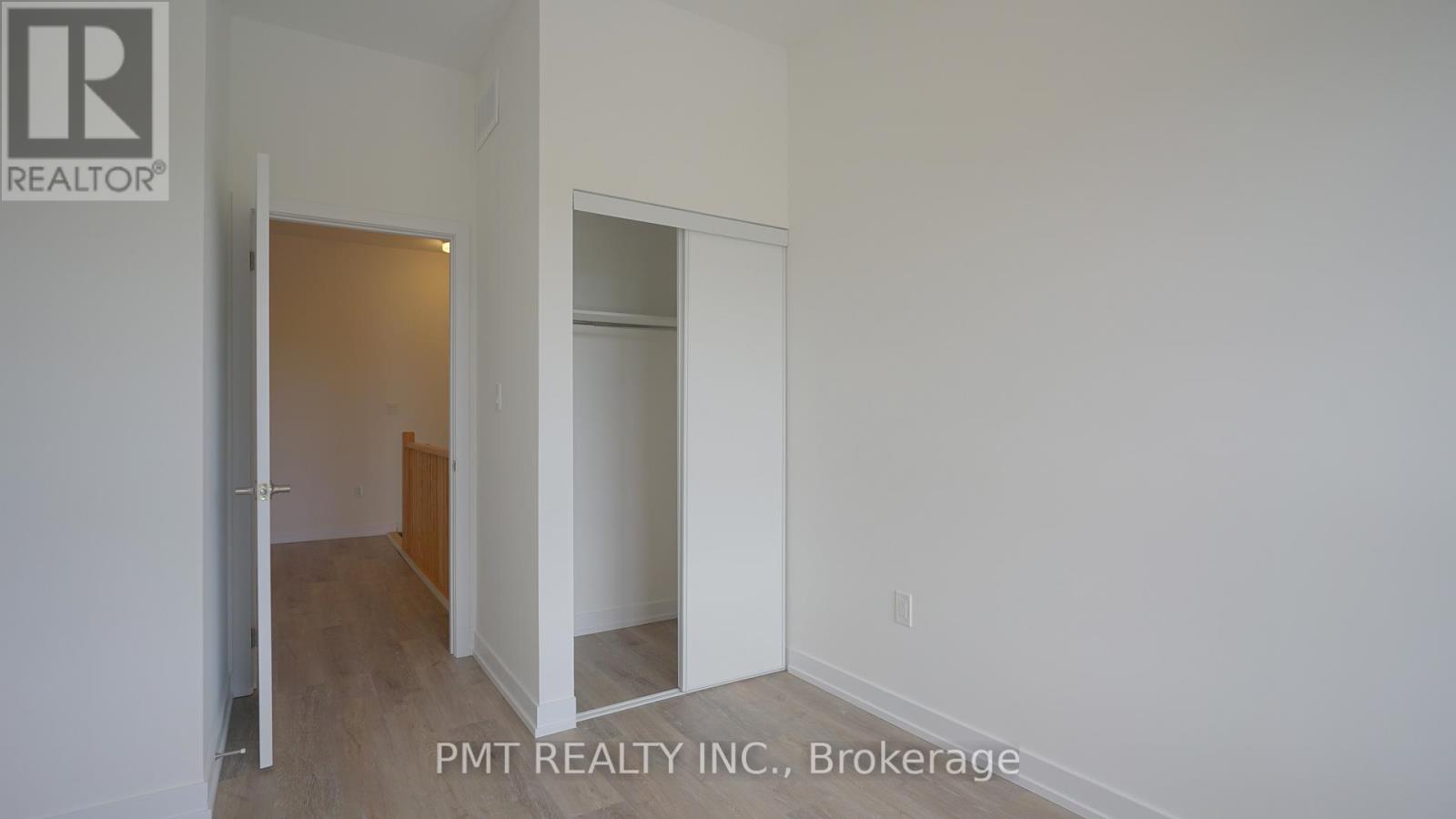 R27 - 25 Palace Street, Kitchener, Ontario  N2E 0L3 - Photo 13 - X13504938