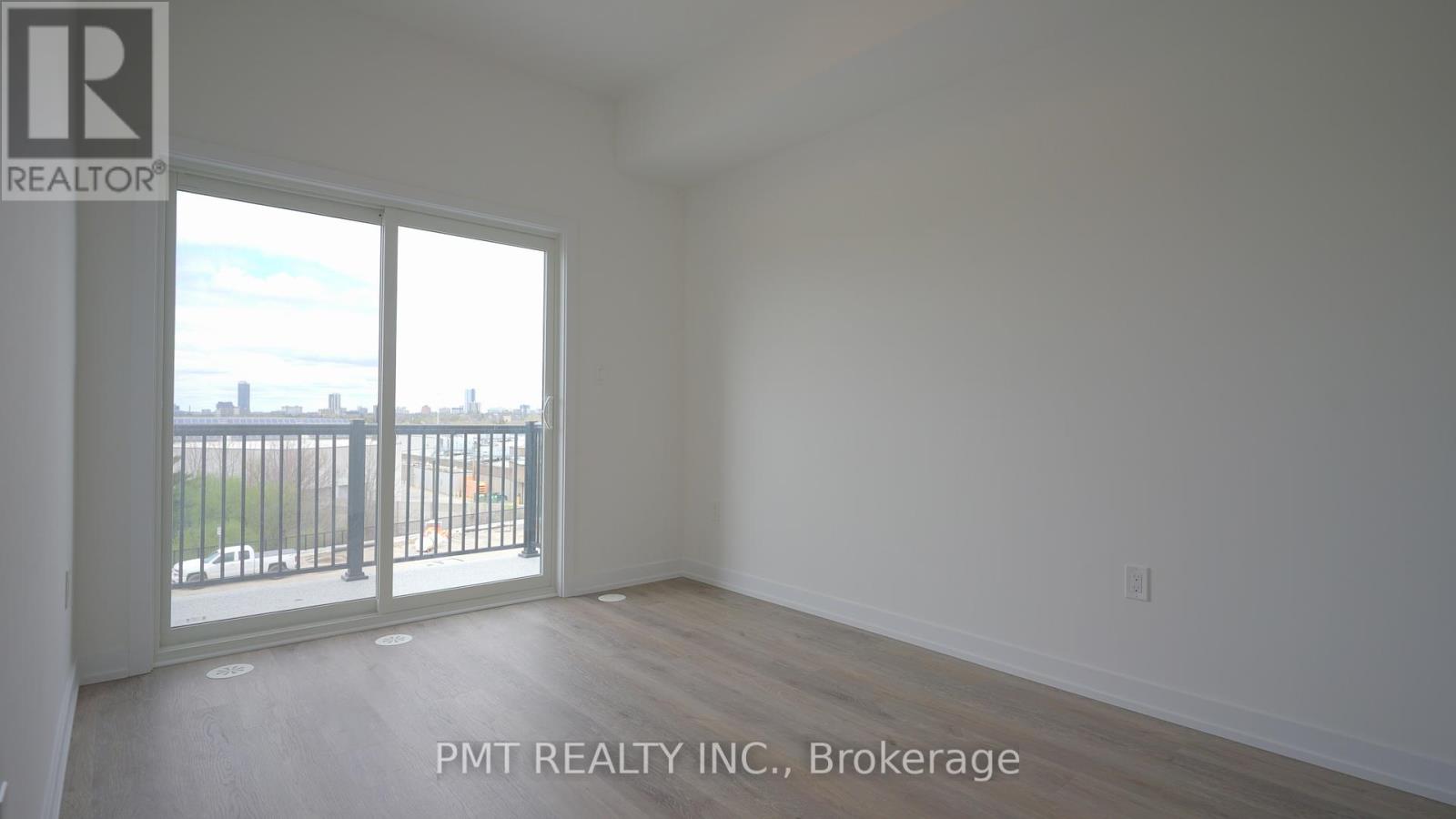 R27 - 25 Palace Street, Kitchener, Ontario  N2E 0L3 - Photo 15 - X13504938