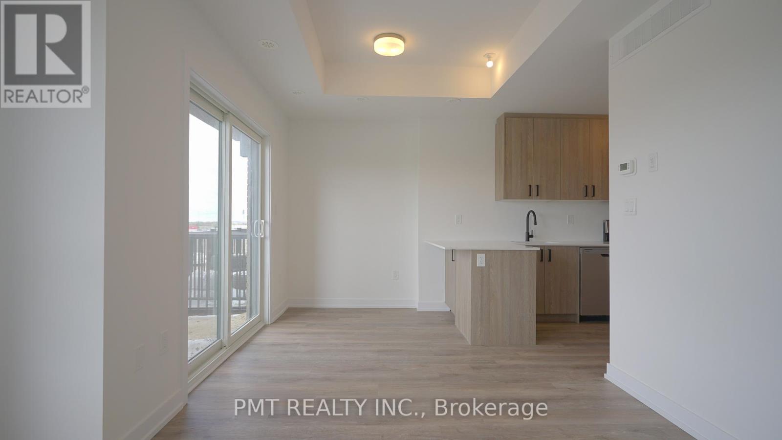 R27 - 25 Palace Street, Kitchener, Ontario  N2E 0L3 - Photo 6 - X13504938