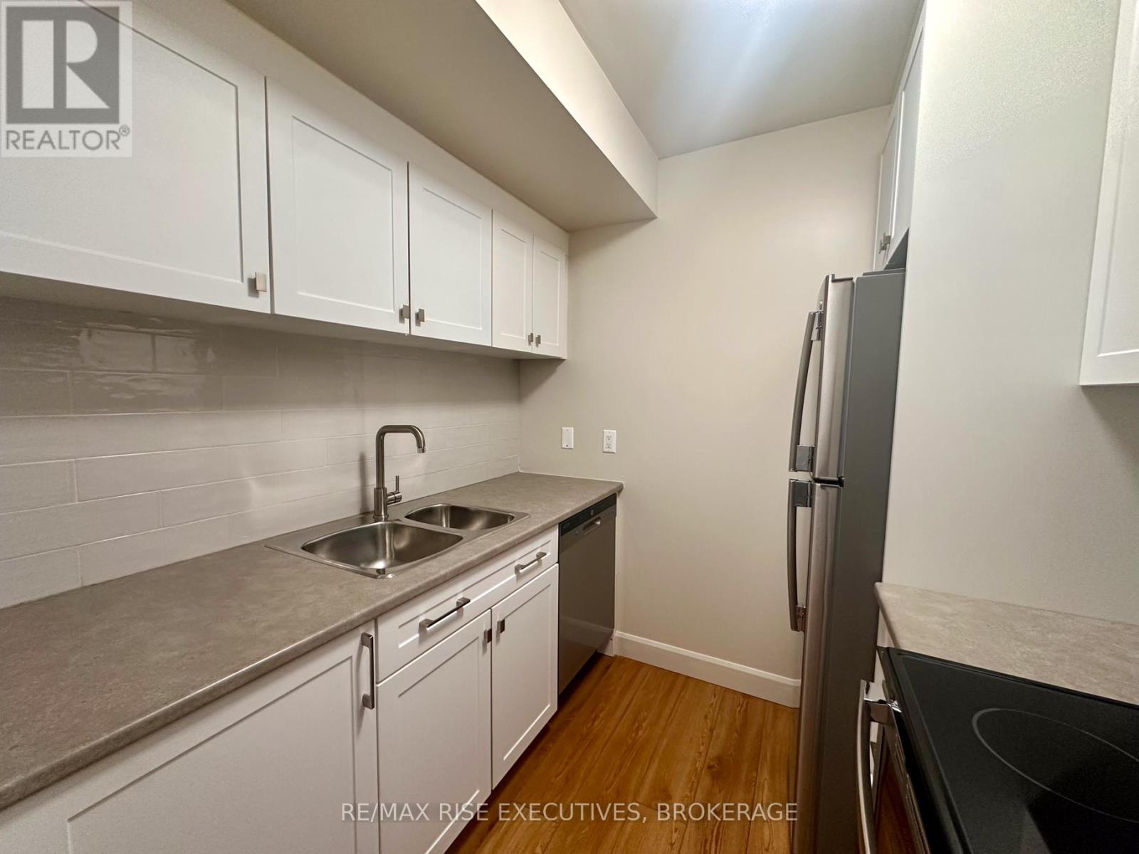 301 - 1020 Pembridge Crescent, Kingston, Ontario  K7P 1R2 - Photo 4 - X13505100