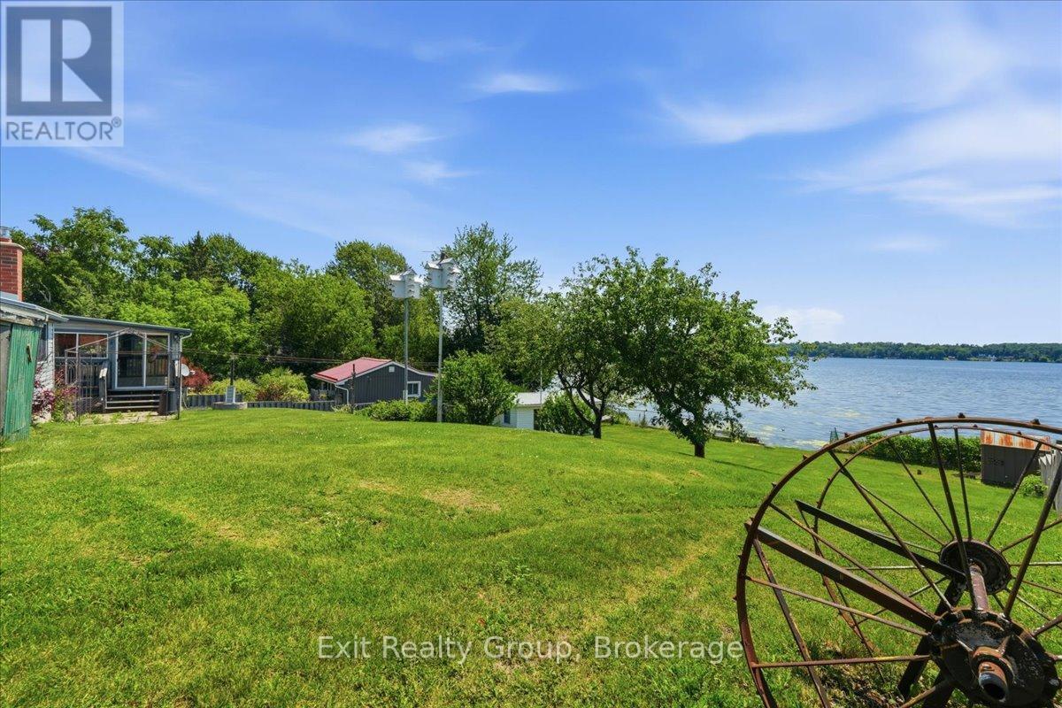1083 Lakeside Drive, Prince Edward County, Ontario  K0K 1T0 - Photo 33 - X13505058
