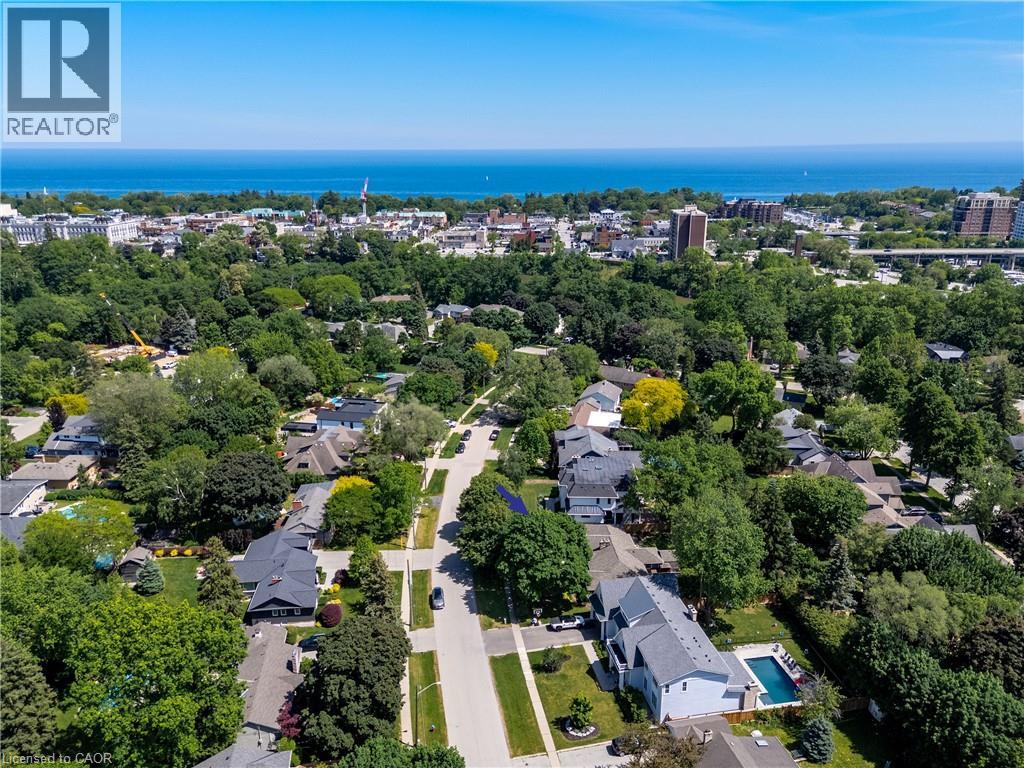 262 Oakwood Crescent, Oakville, Ontario  L6K 3M8 - Photo 3 - 40833671