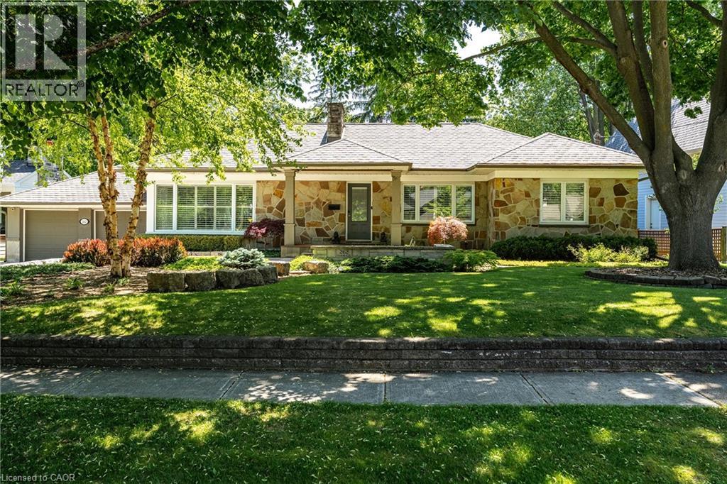 262 Oakwood Crescent, Oakville, Ontario  L6K 3M8 - Photo 2 - 40833671