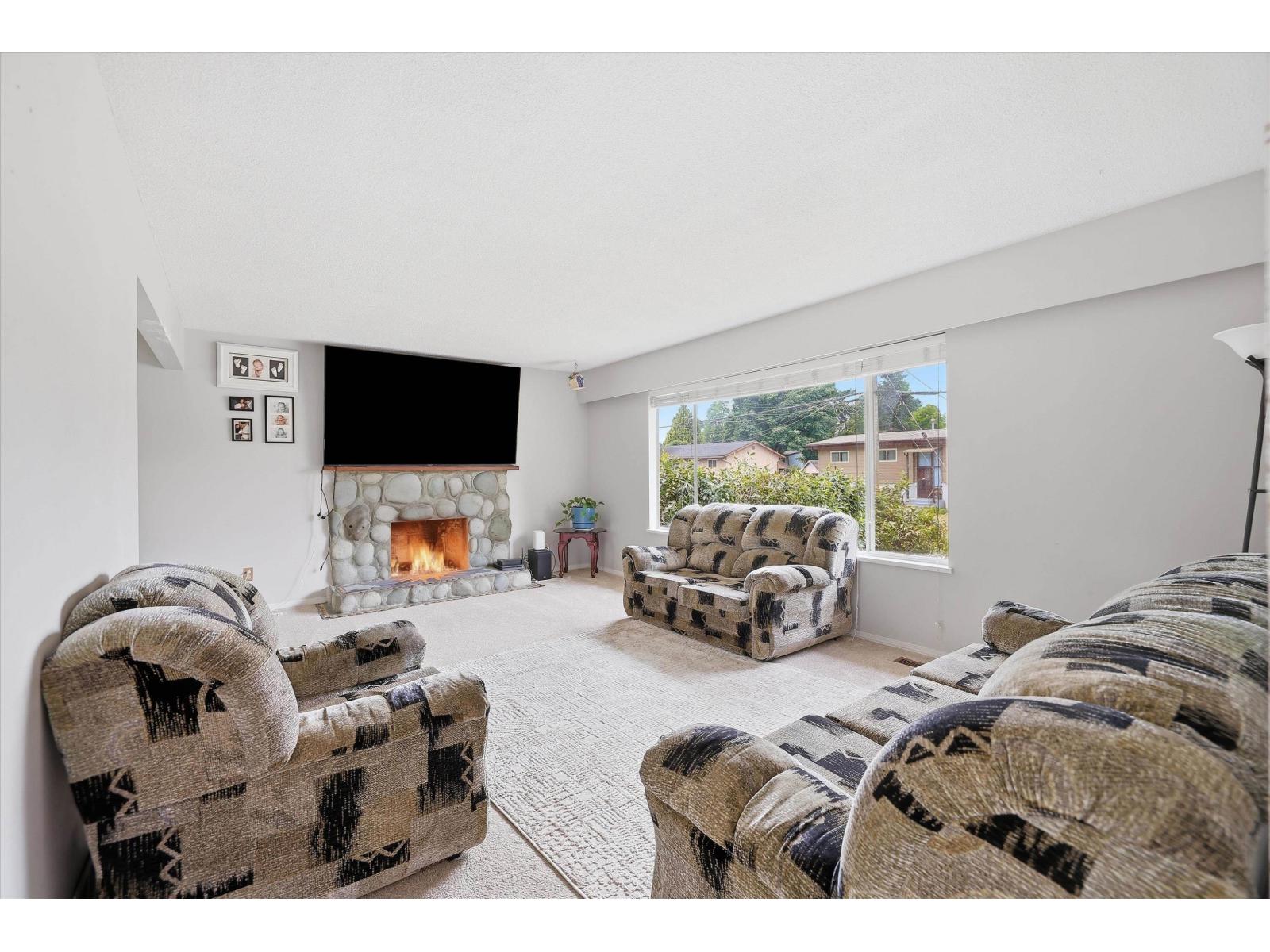 1940 Eagle Street, Abbotsford, British Columbia  V2S 3A6 - Photo 4 - R3140163