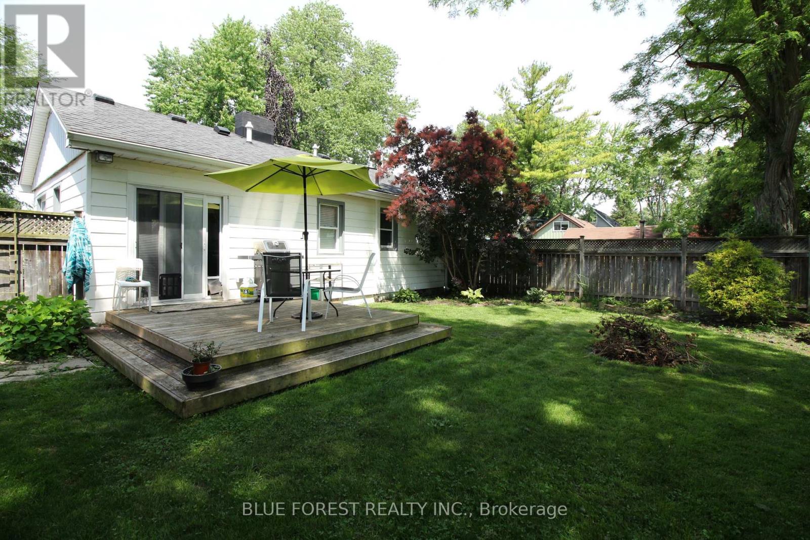 2008 Olive Street, Sarnia, Ontario  N0N 1C0 - Photo 13 - X13505080