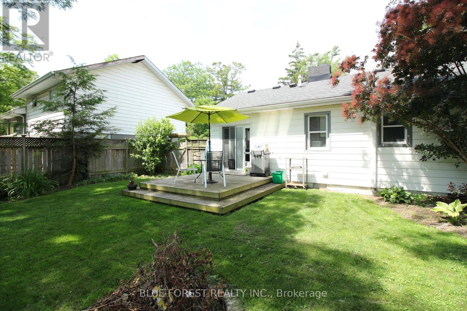 2008 Olive Street, Sarnia, Ontario  N0N 1C0 - Photo 15 - X13505080