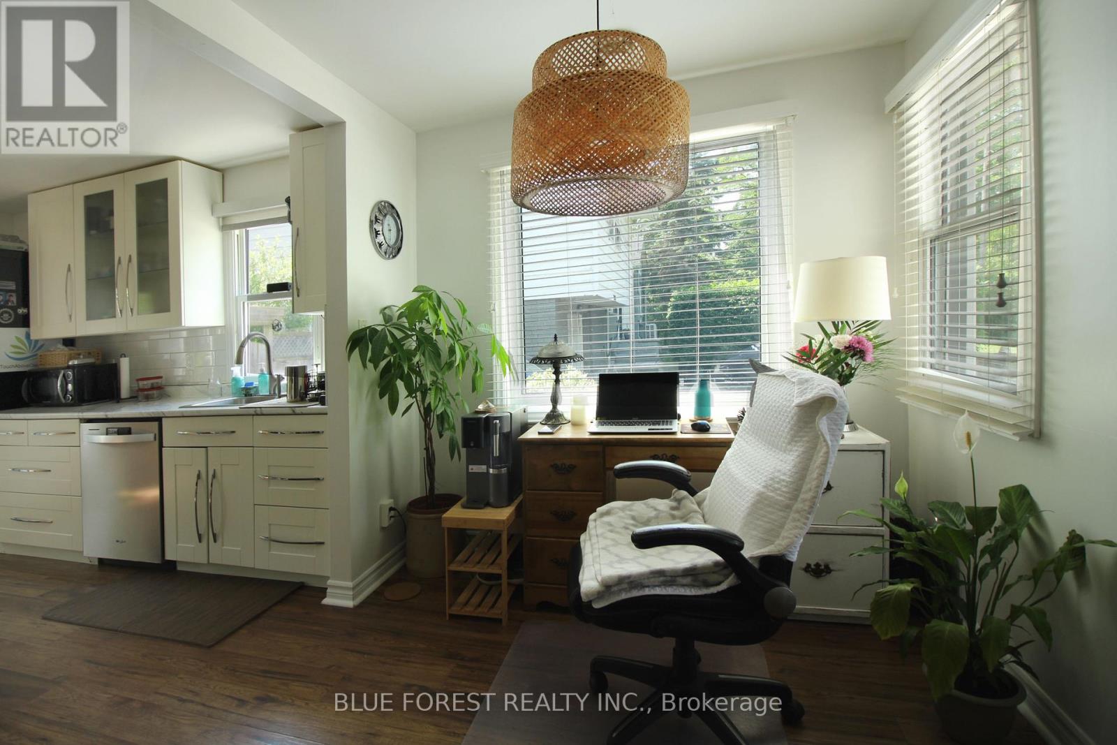2008 Olive Street, Sarnia, Ontario  N0N 1C0 - Photo 6 - X13505080