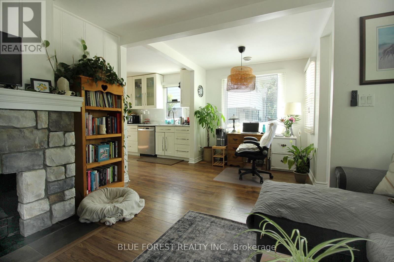 2008 Olive Street, Sarnia, Ontario  N0N 1C0 - Photo 7 - X13505080