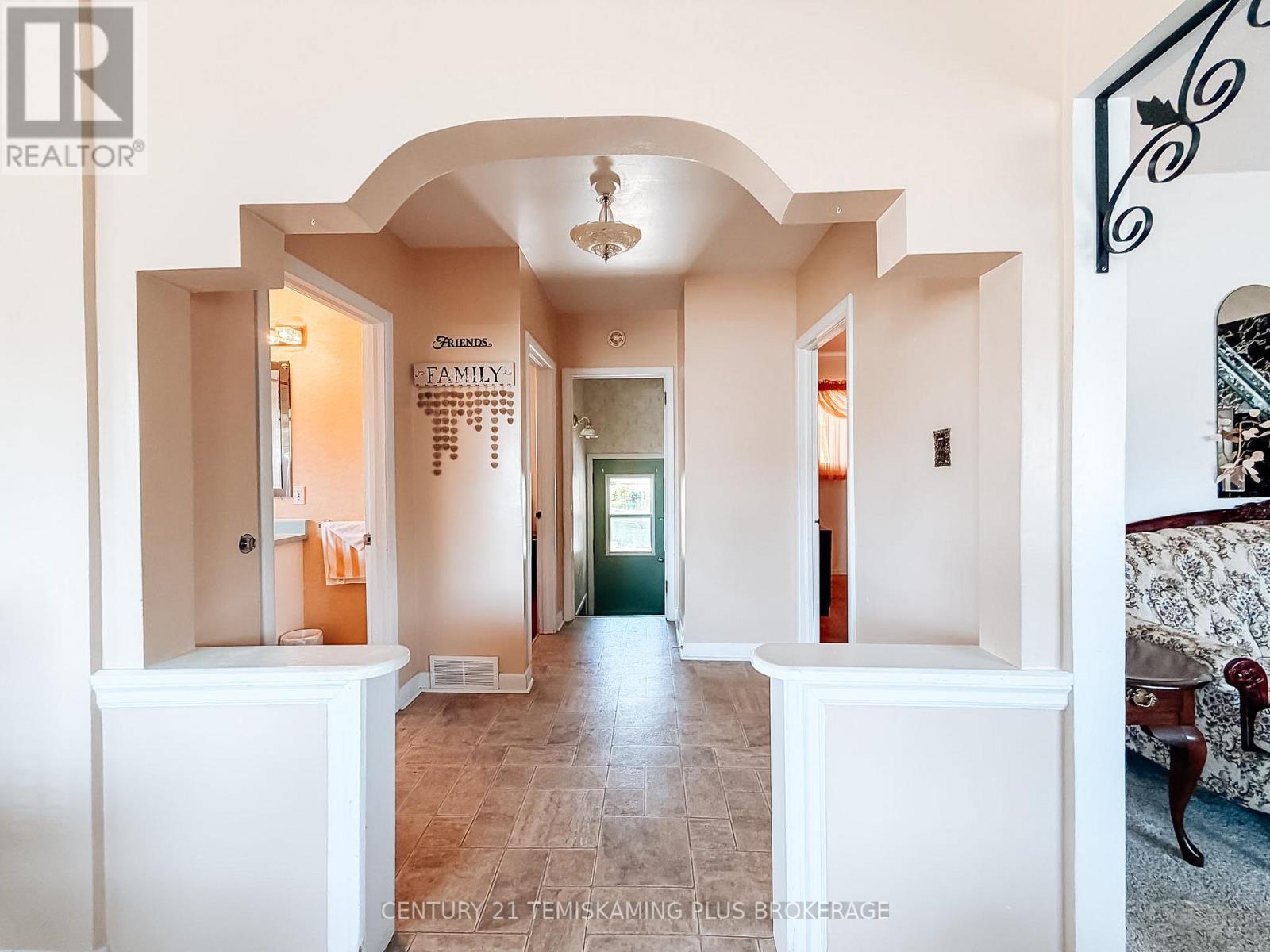 30 Ninth Street E, Armstrong, Ontario  P0J 1E0 - Photo 13 - T13504990