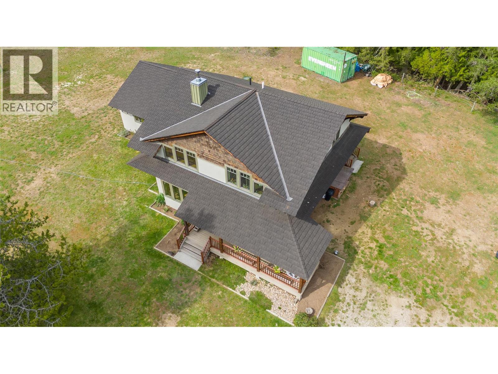 3781 Pass Creek Road, Crescent Valley, British Columbia  V0G 1H1 - Photo 3 - 10391932