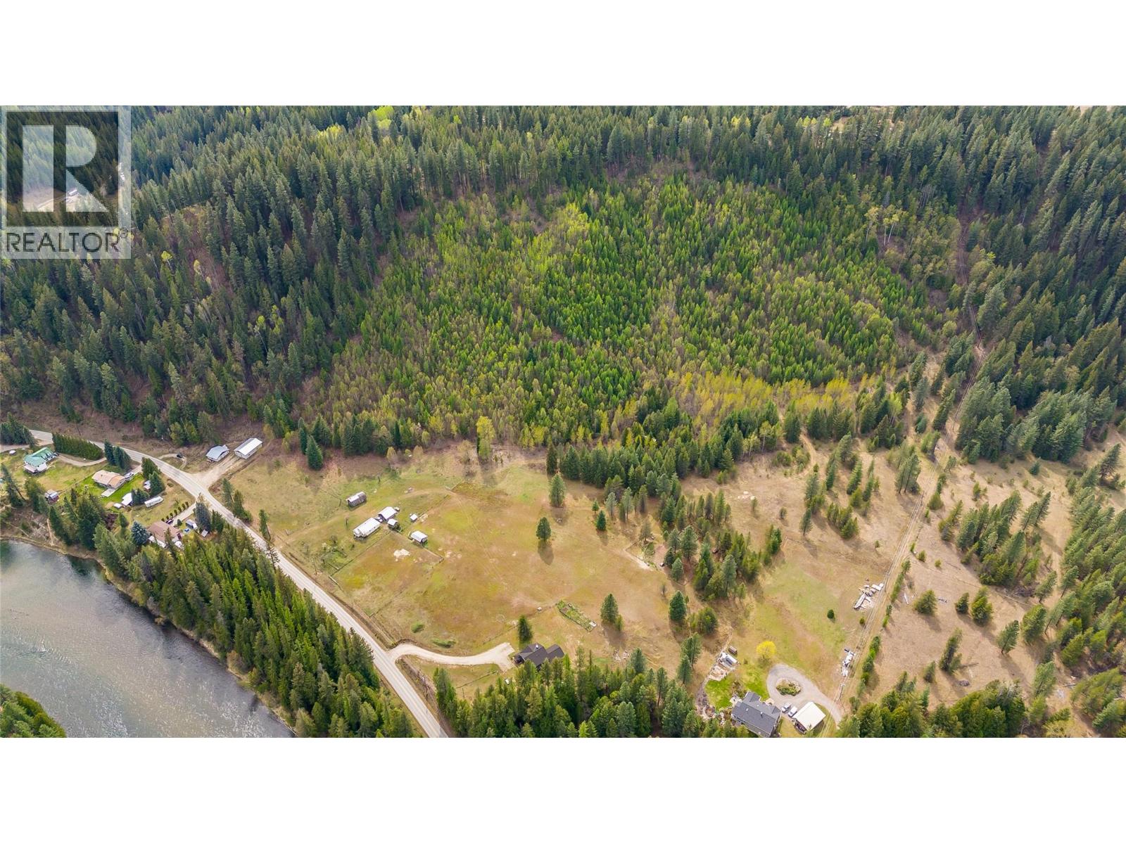 3781 Pass Creek Road, Crescent Valley, British Columbia  V0G 1H1 - Photo 14 - 10391932