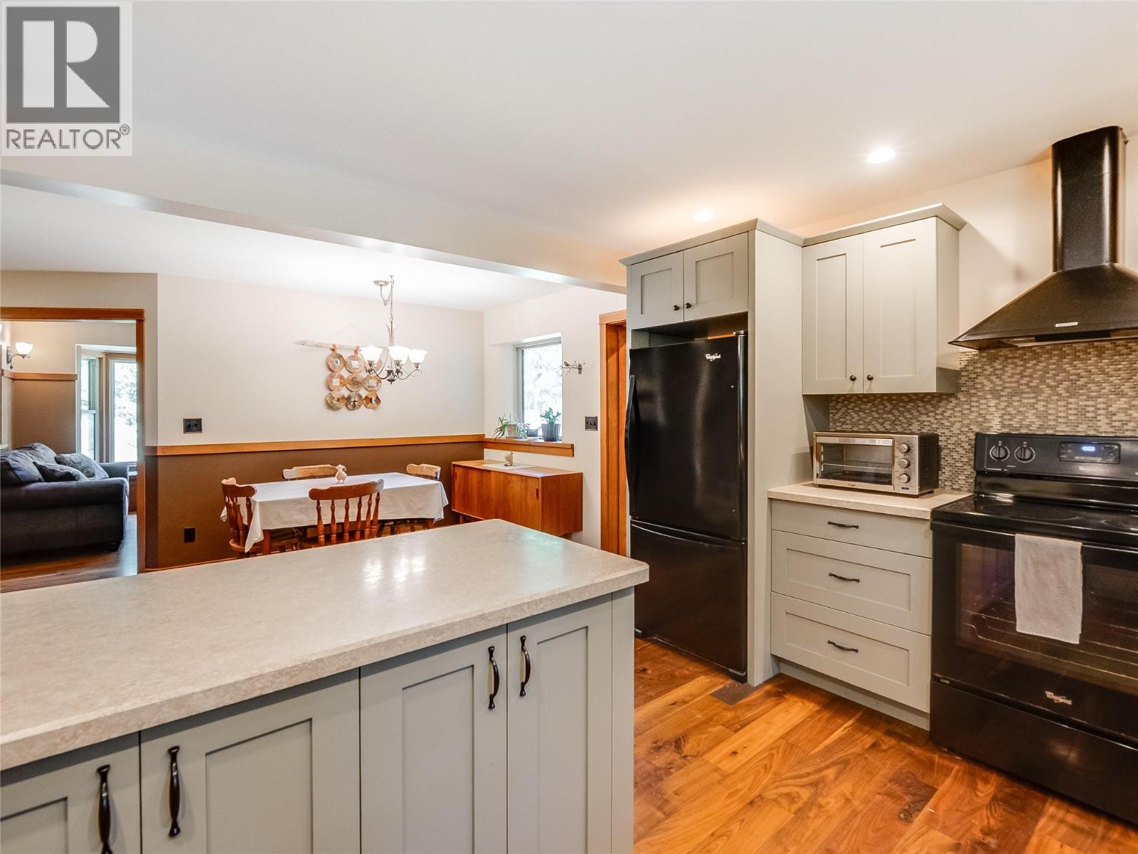 3781 Pass Creek Road, Crescent Valley, British Columbia  V0G 1H1 - Photo 28 - 10391932