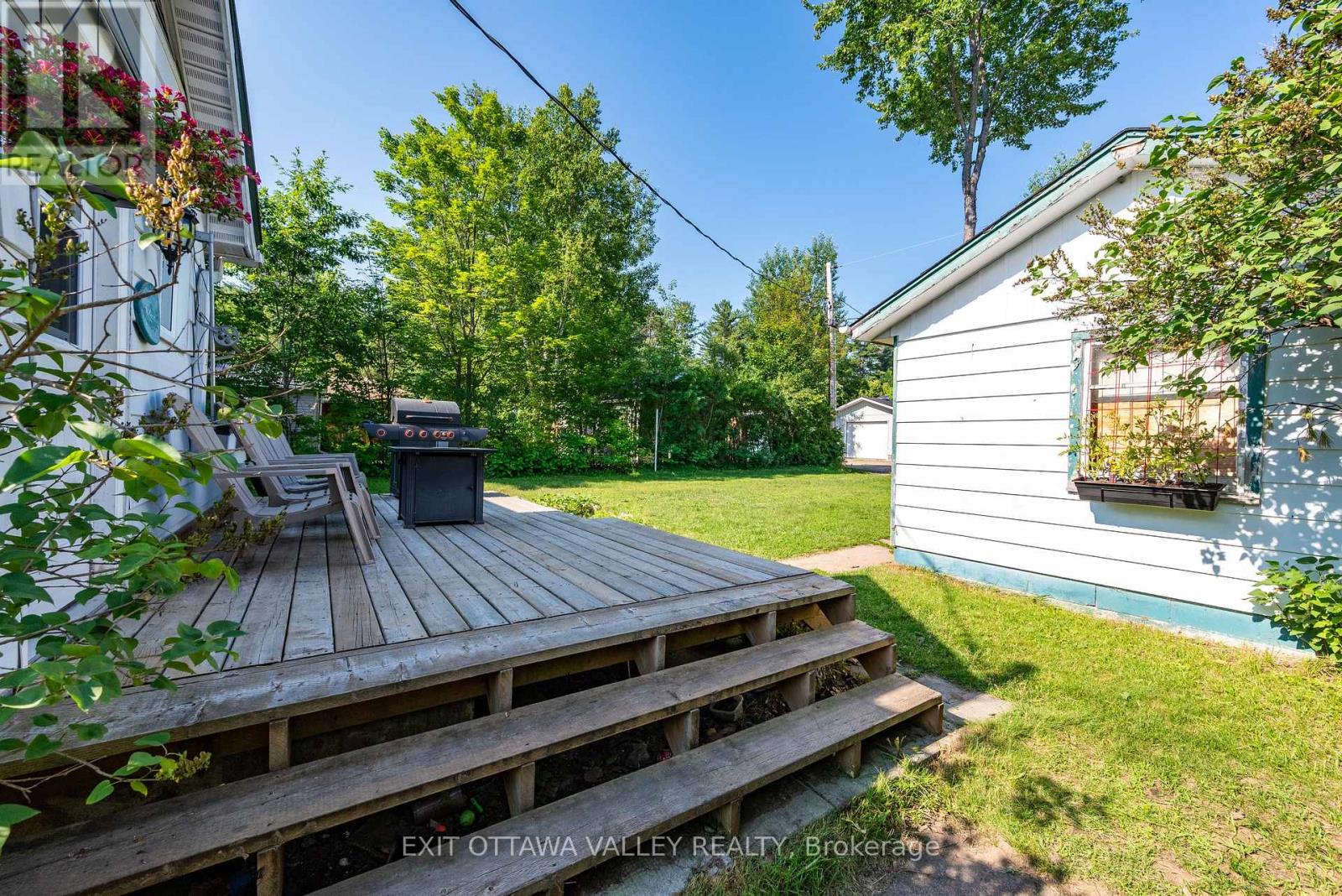 41 Huron Street, Deep River, Ontario  K0J 1P0 - Photo 34 - X13505218
