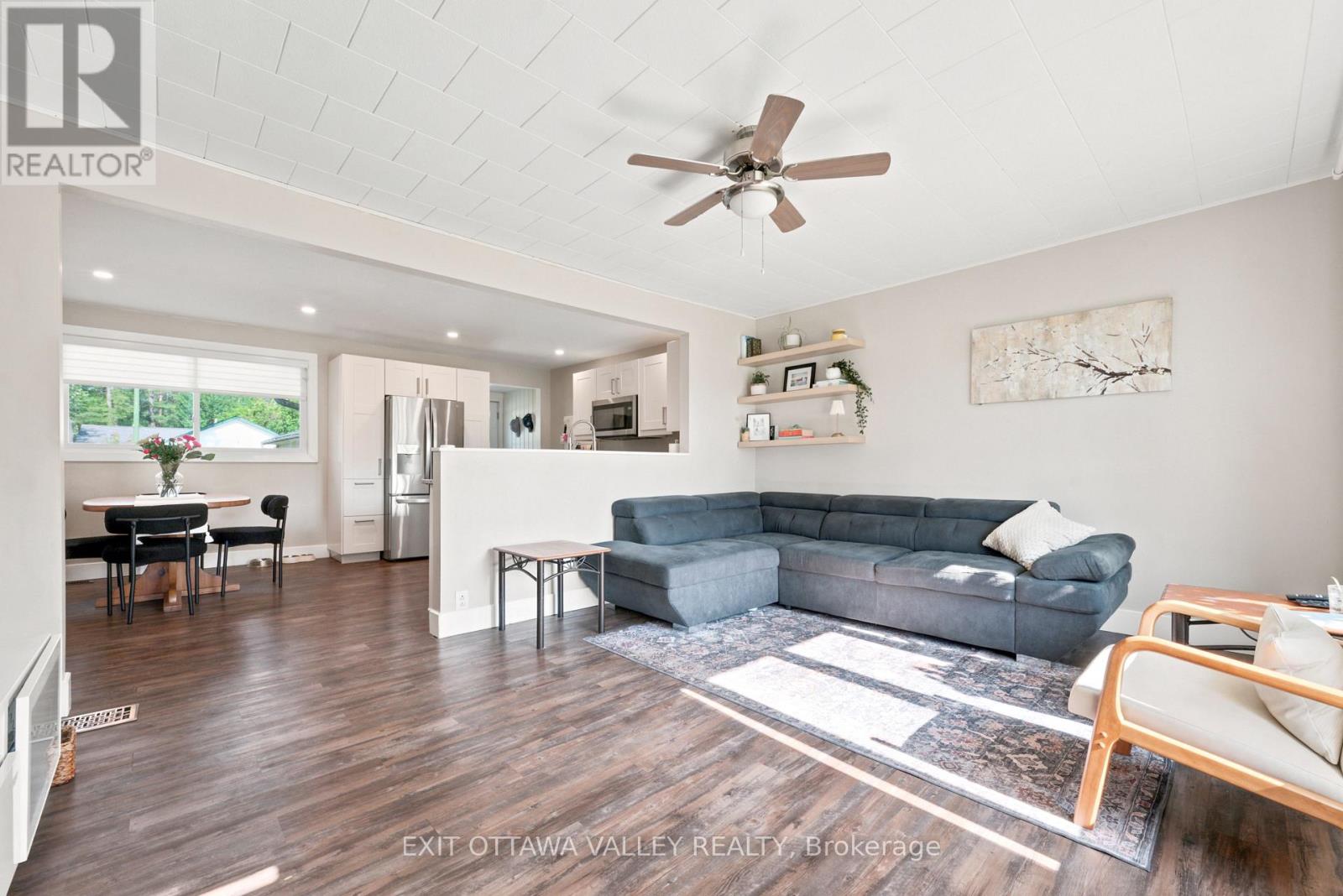 41 Huron Street, Deep River, Ontario  K0J 1P0 - Photo 4 - X13505218