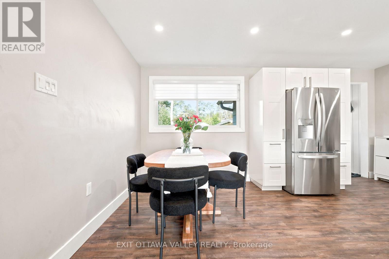 41 Huron Street, Deep River, Ontario  K0J 1P0 - Photo 8 - X13505218