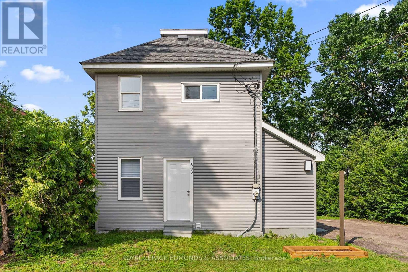 663 Fischer Street, Pembroke, Ontario  K8A 6K4 - Photo 4 - X13505258