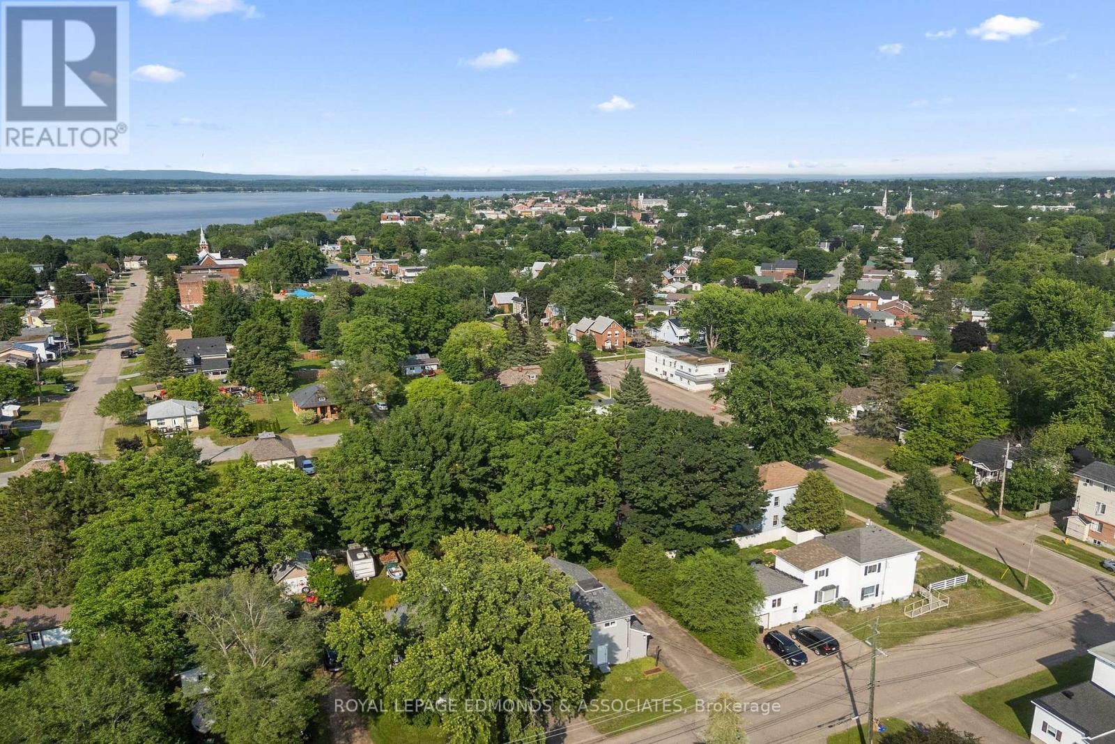 663 Fischer Street, Pembroke, Ontario  K8A 6K4 - Photo 5 - X13505258