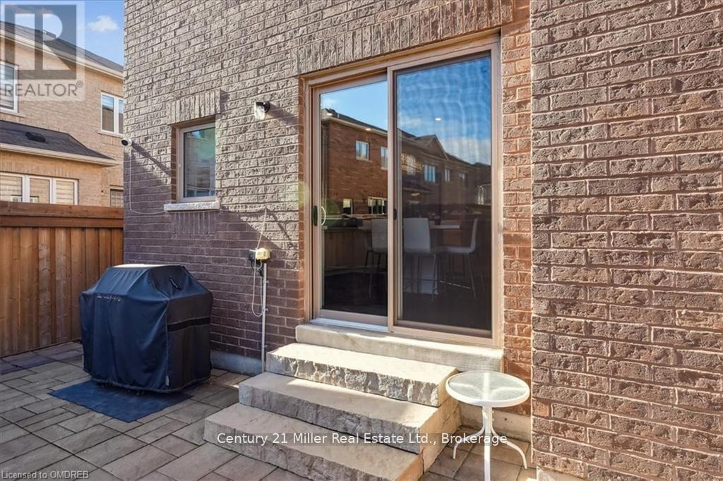 3083 Streamwood Passage, Oakville, Ontario  L6H 0S8 - Photo 36 - W13505190