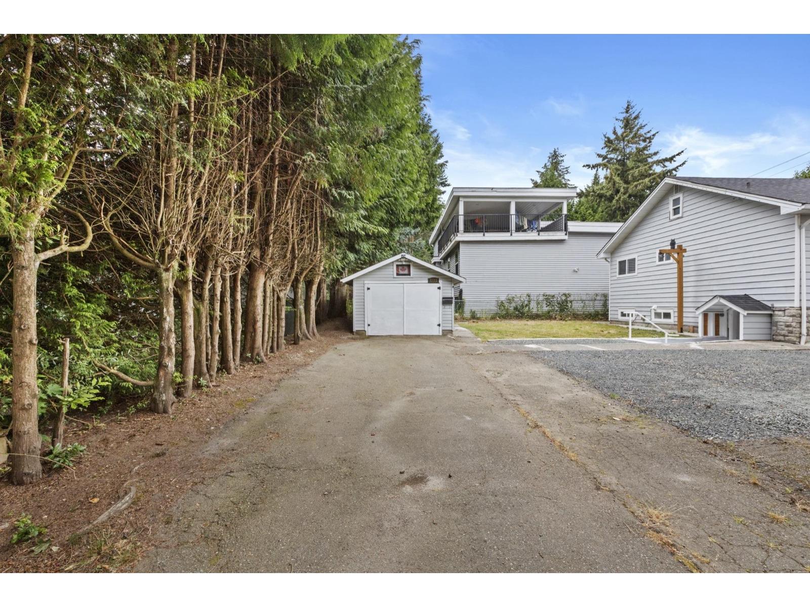 1593 Stevens Street, White Rock, British Columbia  V4B 4Y4 - Photo 5 - R3140823