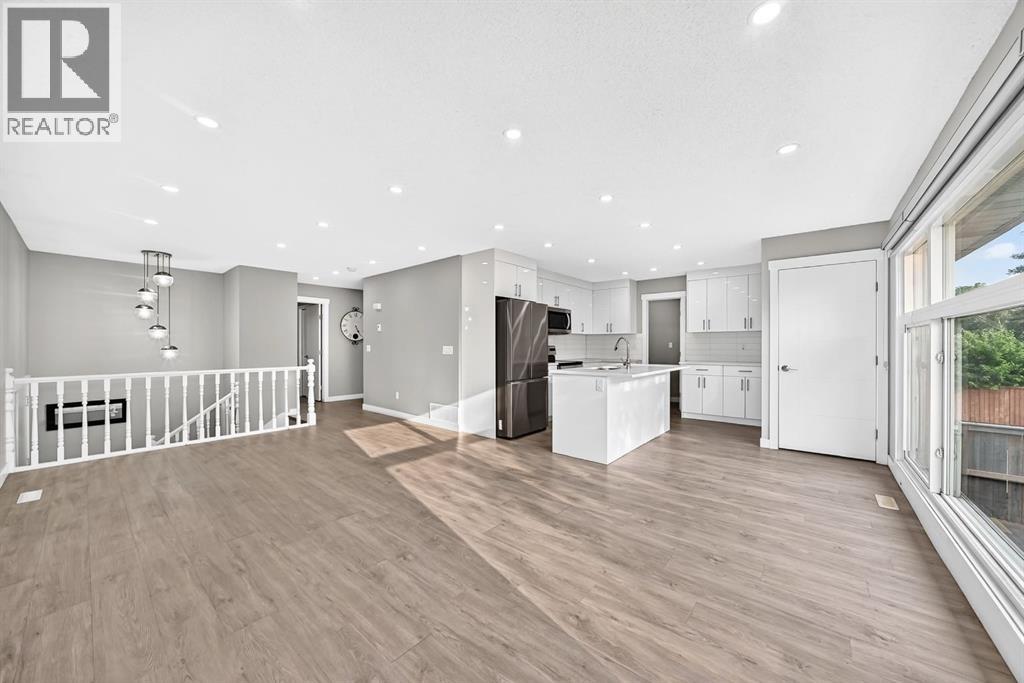 2703 60 Street Ne, Calgary, Alberta  T1Y 2G6 - Photo 13 - A2321822