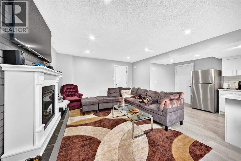 2703 60 Street Ne, Calgary, Alberta  T1Y 2G6 - Photo 34 - A2321822