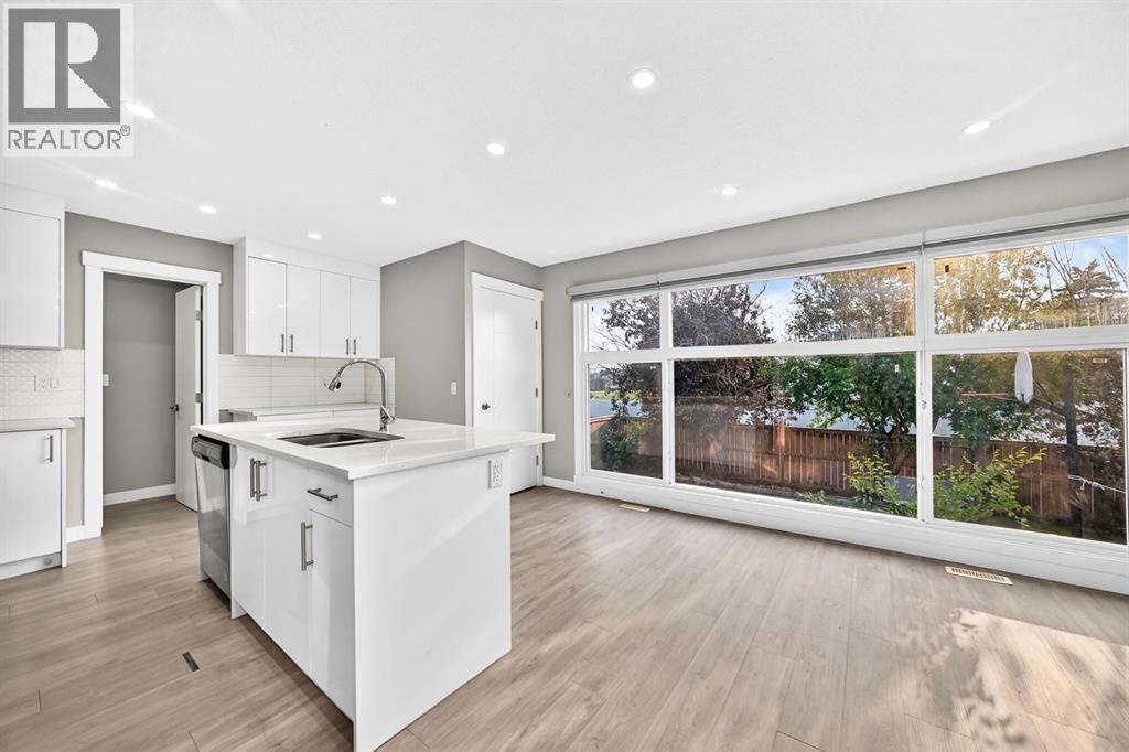 2703 60 Street Ne, Calgary, Alberta  T1Y 2G6 - Photo 4 - A2321822