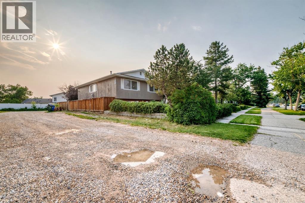 2703 60 Street Ne, Calgary, Alberta  T1Y 2G6 - Photo 49 - A2321822