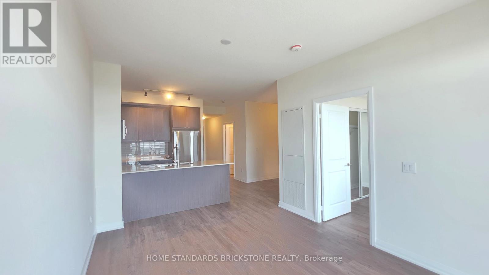 2023 - 3270 Sheppard Avenue E, Toronto, Ontario  M1T 3K3 - Photo 12 - E13504942