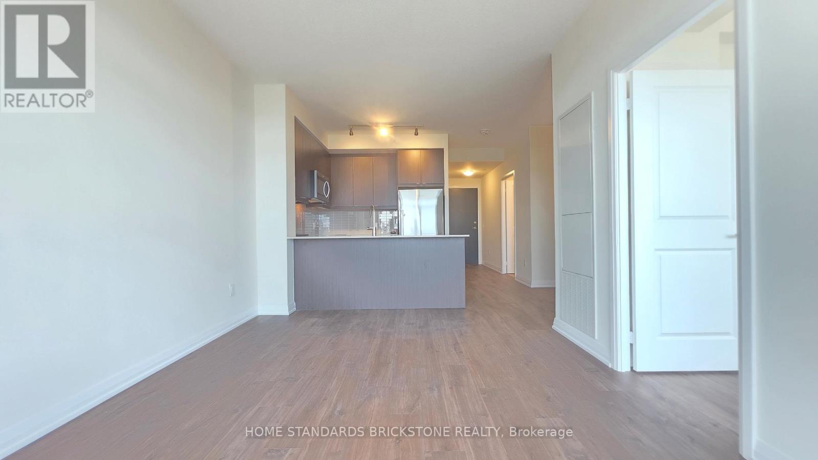 2023 - 3270 Sheppard Avenue E, Toronto, Ontario  M1T 3K3 - Photo 17 - E13504942