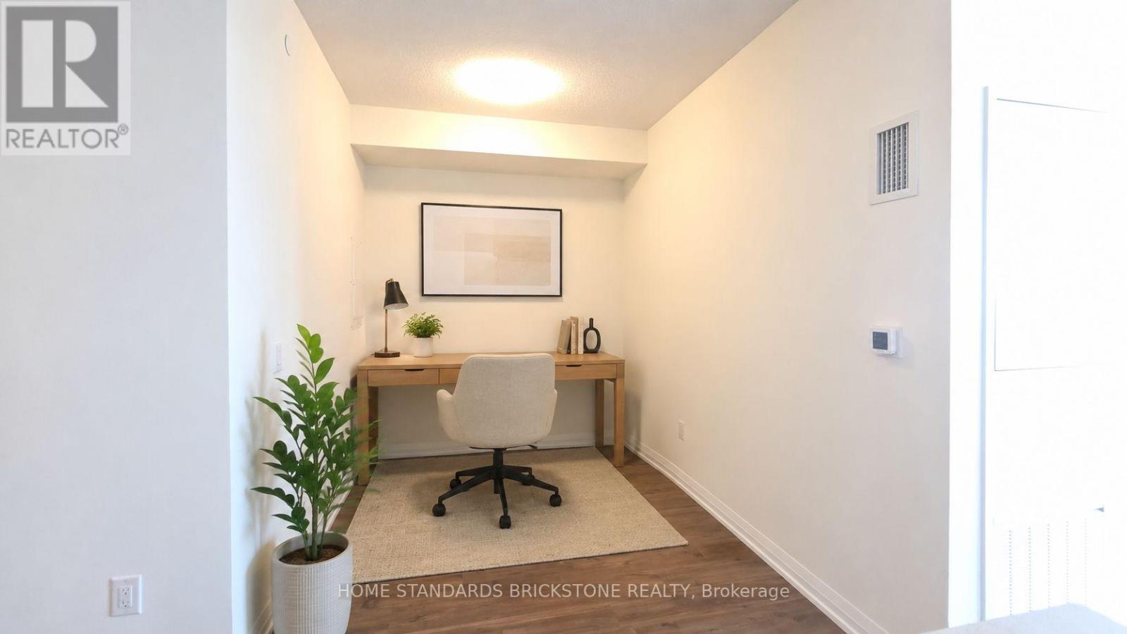 2023 - 3270 Sheppard Avenue E, Toronto, Ontario  M1T 3K3 - Photo 10 - E13504942