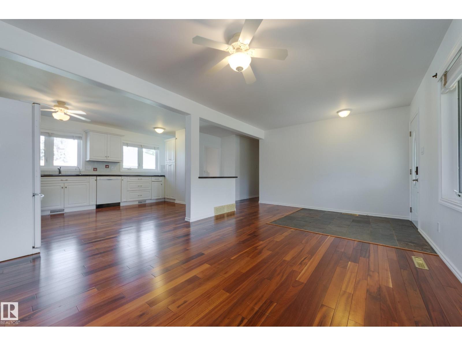 6108 84 Av NW, Edmonton, Alberta  T6B 0H5 - Photo 6 - E4496360