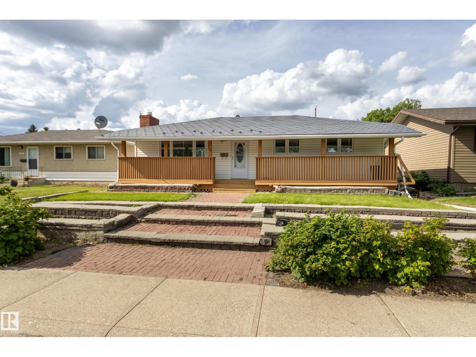 6108 84 AV NW, edmonton, Alberta