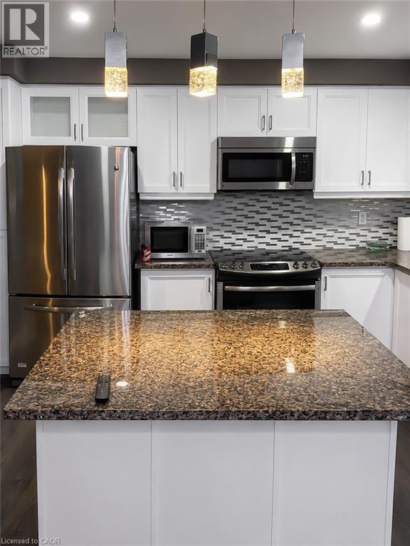4 Isaiah Drive, Kitchener, Ontario  N2E 0C1 - Photo 8 - 40842651
