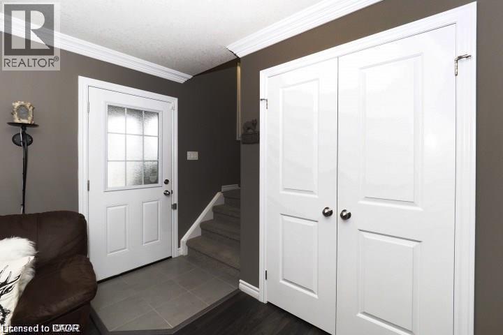 4 Isaiah Drive, Kitchener, Ontario  N2E 0C1 - Photo 4 - 40842651