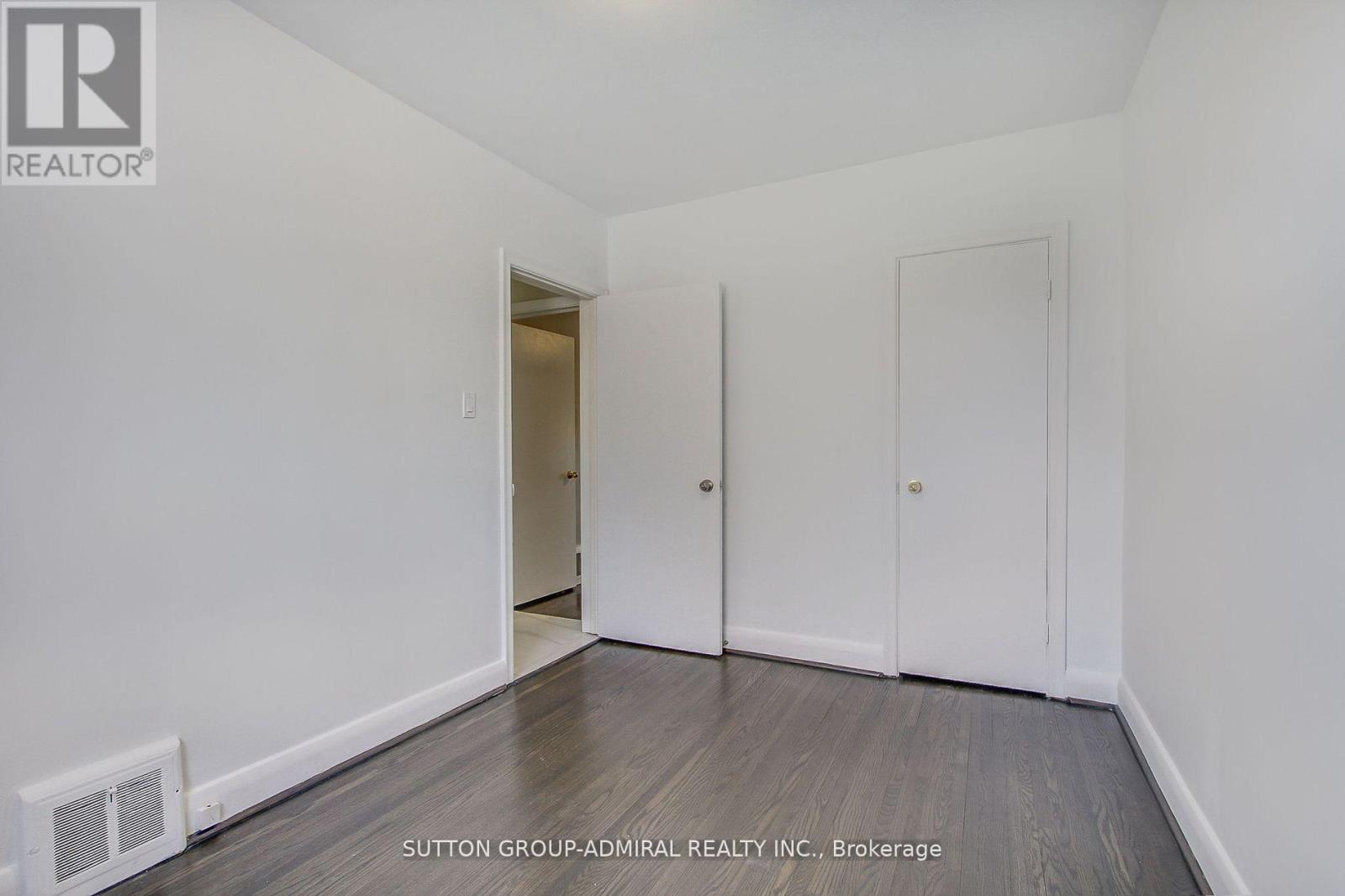 Main Floor - 194 Cocksfield Avenue, Toronto, Ontario  M3H 3T5 - Photo 18 - C13505064