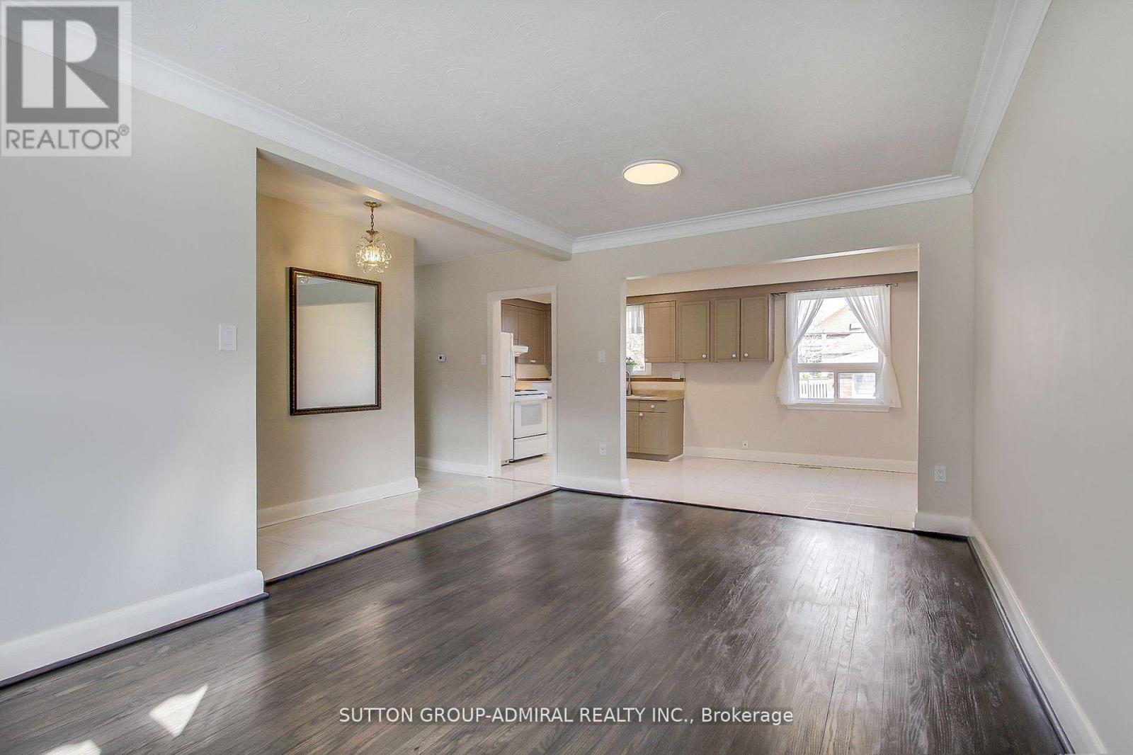 Main Floor - 194 Cocksfield Avenue, Toronto, Ontario  M3H 3T5 - Photo 5 - C13505064