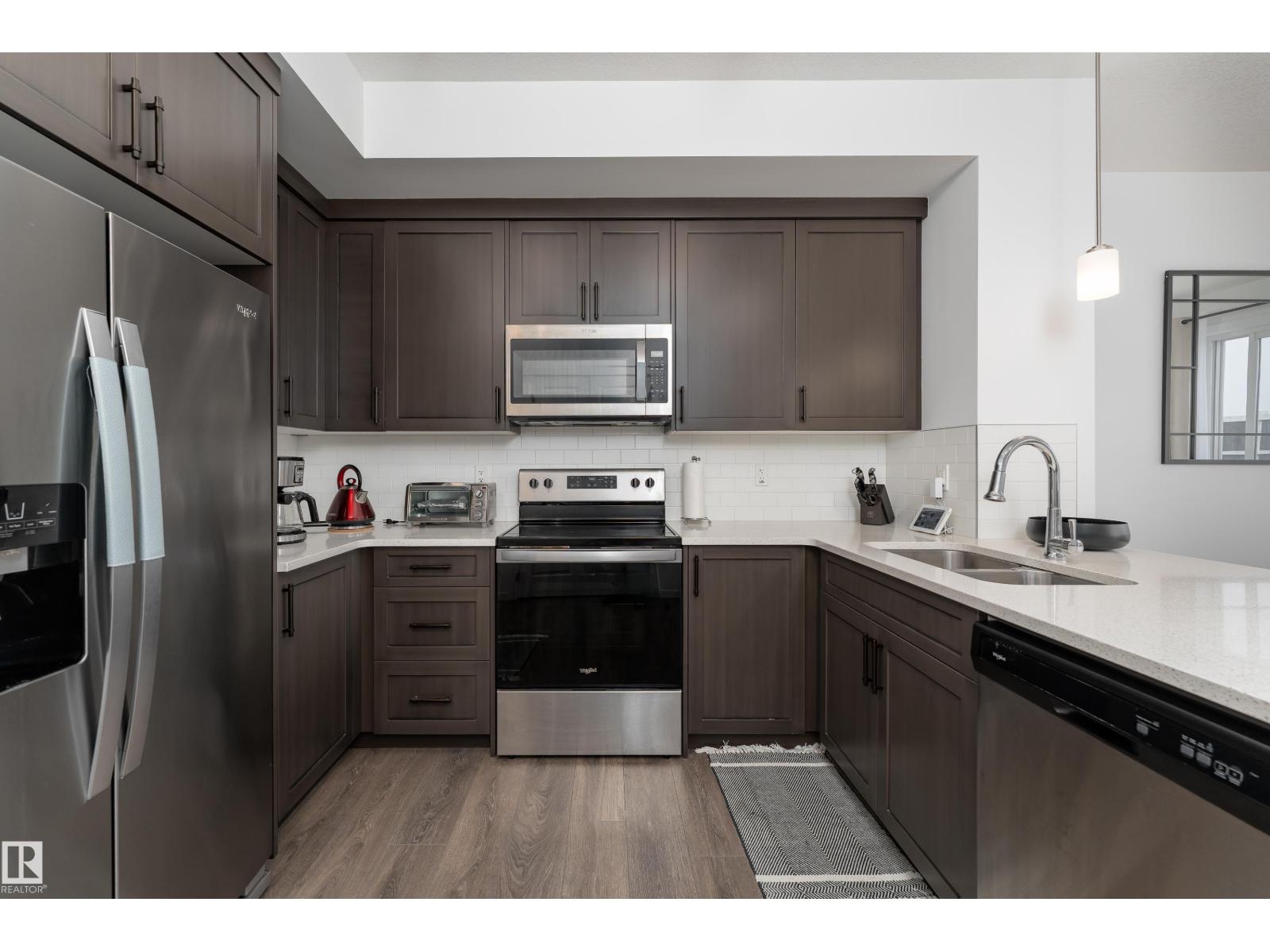 2522 152 Av NW, Edmonton, Alberta  T5Y 3Z1 - Photo 2 - E4496366