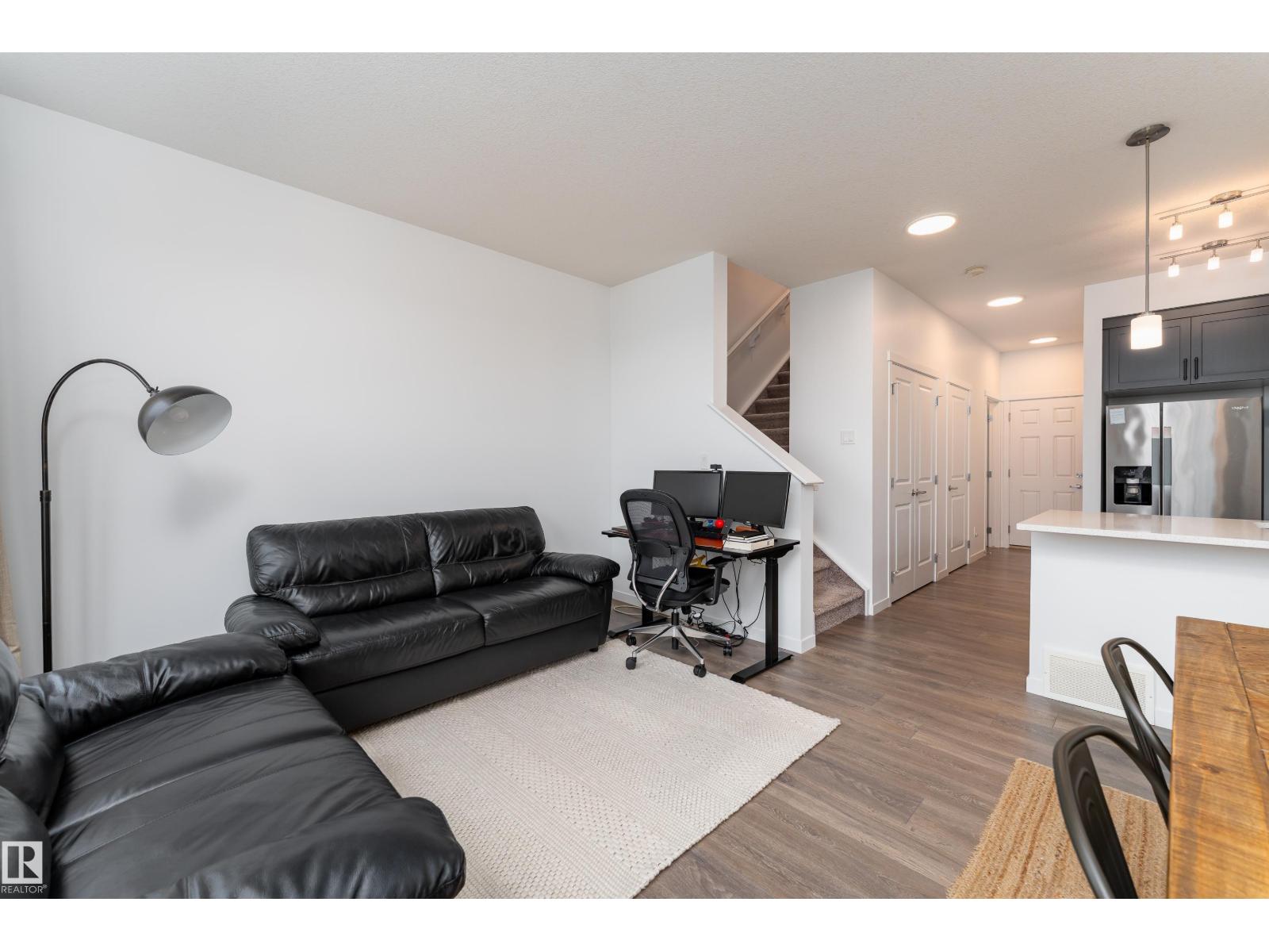 2522 152 Av NW, Edmonton, Alberta  T5Y 3Z1 - Photo 7 - E4496366