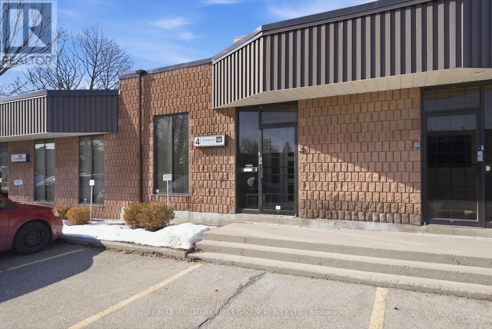 #4 - 1730 Mcpherson Court, Pickering, Ontario  L1W 3E6 - Photo 3 - E13505274