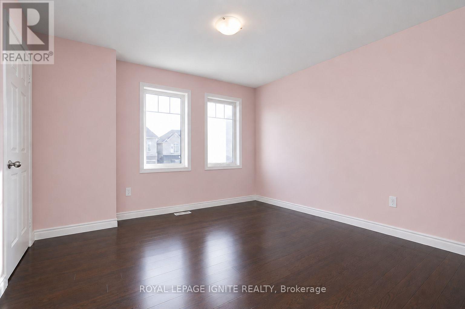 28 Foxberry Road, East Gwillimbury, Ontario  L9N 0P6 - Photo 10 - N13498158
