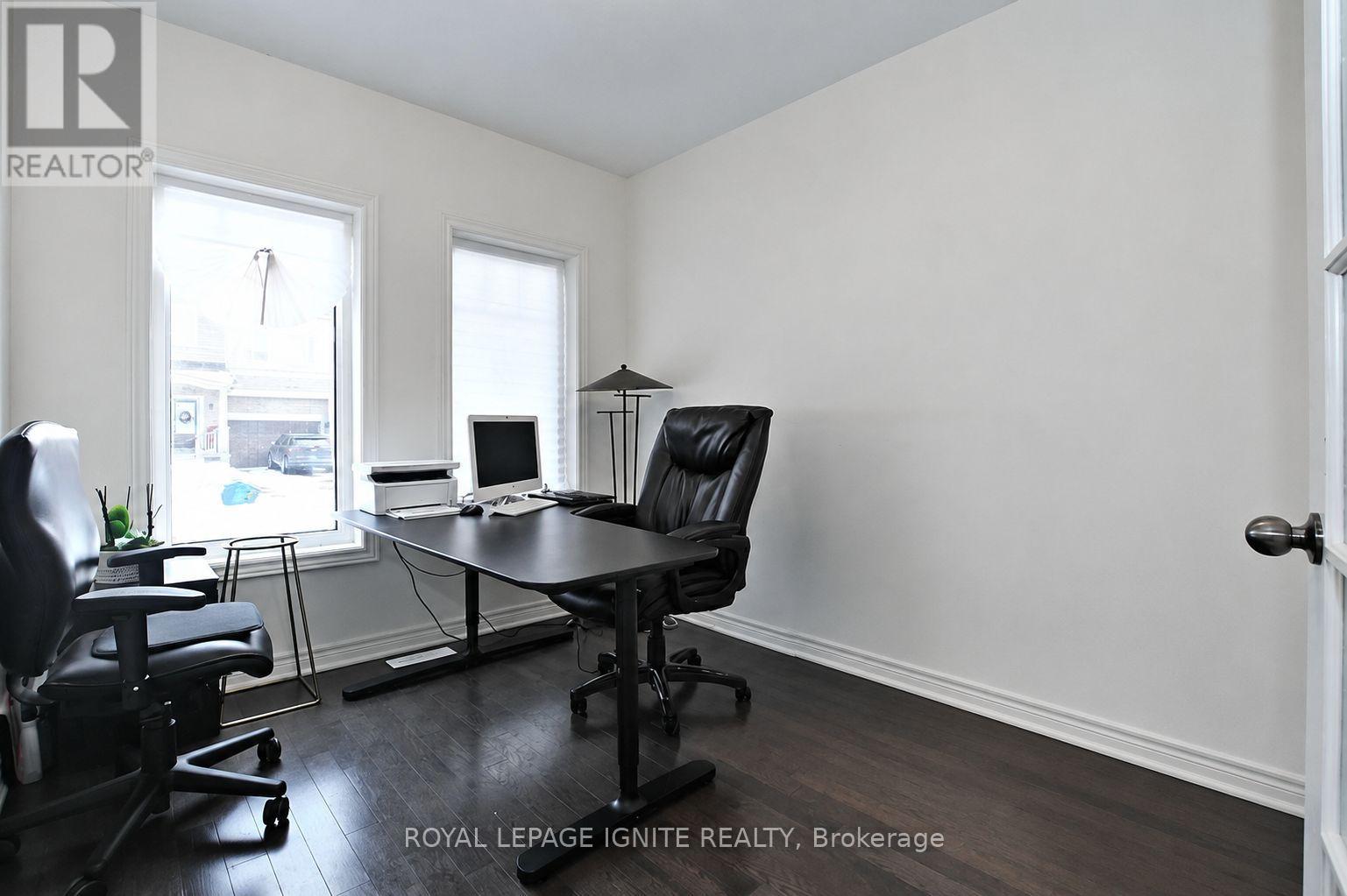 28 Foxberry Road, East Gwillimbury, Ontario  L9N 0P6 - Photo 6 - N13498158