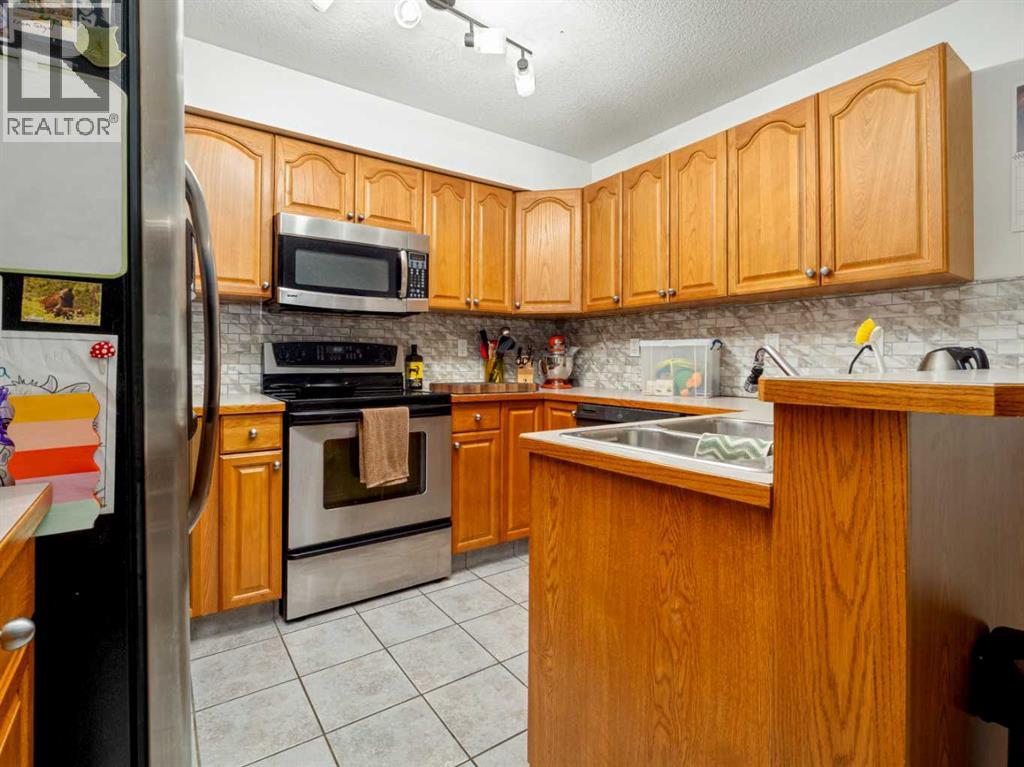122, 23 Chilcotin Lane W, Lethbridge, Alberta  T1K 7L8 - Photo 10 - A2325485