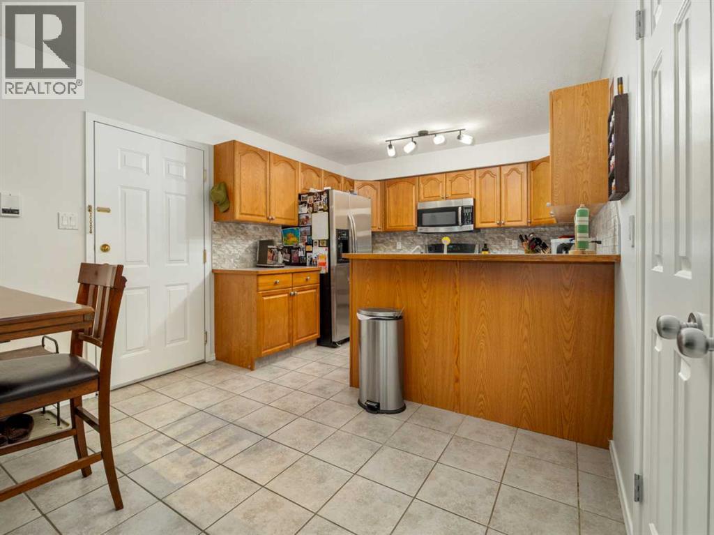 122, 23 Chilcotin Lane W, Lethbridge, Alberta  T1K 7L8 - Photo 9 - A2325485
