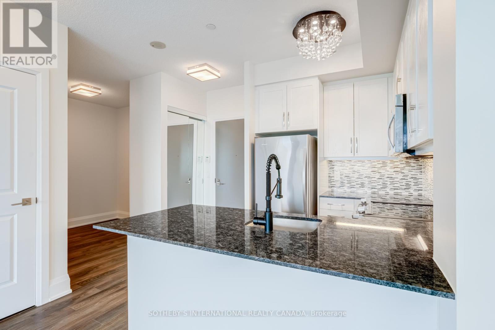 1118 - 1 Old Mill Drive, Toronto, Ontario  M6S 0A1 - Photo 12 - W13505116