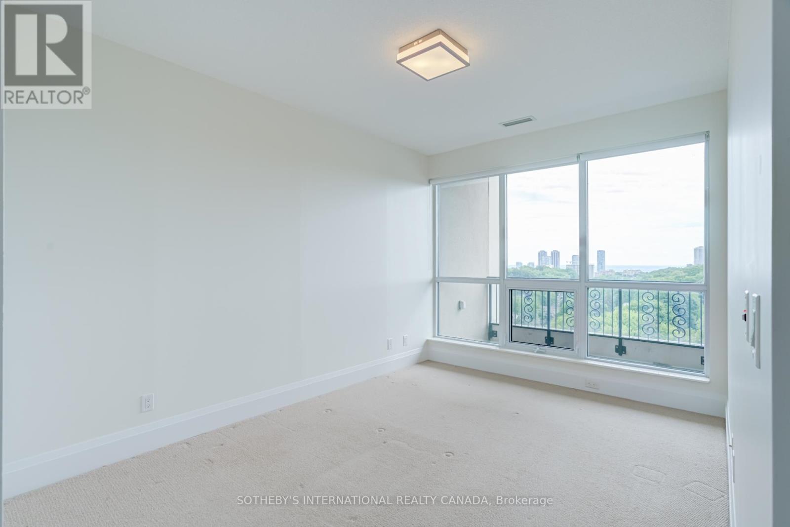 1118 - 1 Old Mill Drive, Toronto, Ontario  M6S 0A1 - Photo 27 - W13505116